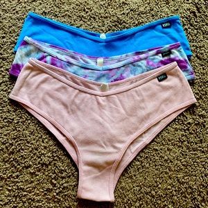 3 PINK cheeky panties